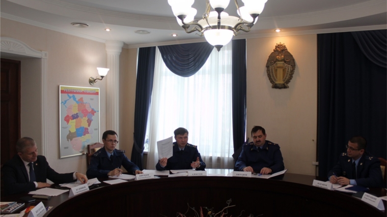 В прокуратуре Чувашской Республики проведено заседание рабочей группы по вопросам реализации национального проекта «Демография»